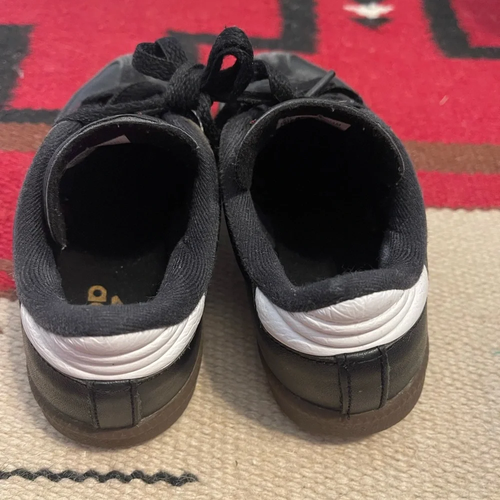 adidas Black, White Samba Soccer Sneakers 10.5 K